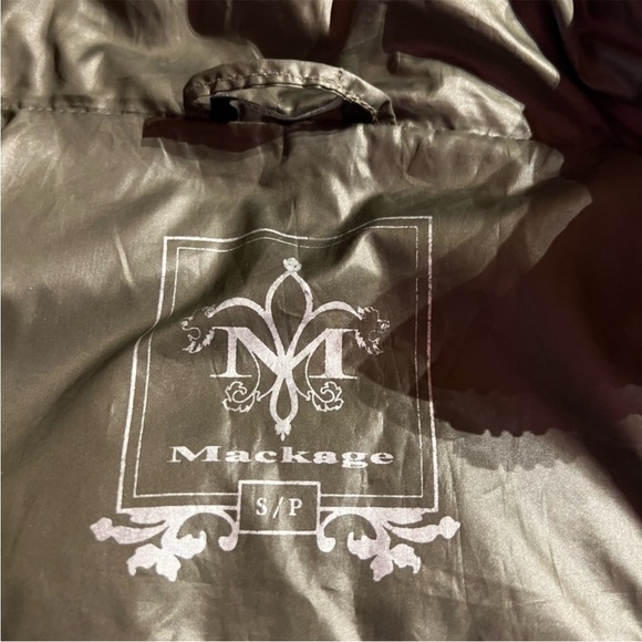 Mackage Perla green packable rain jacket with foldable hood - Picture 4 of 5